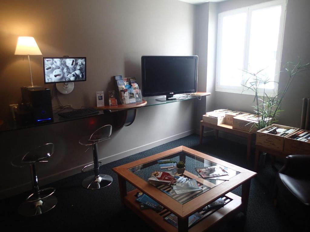 Hotel Logis Grand D'orleans